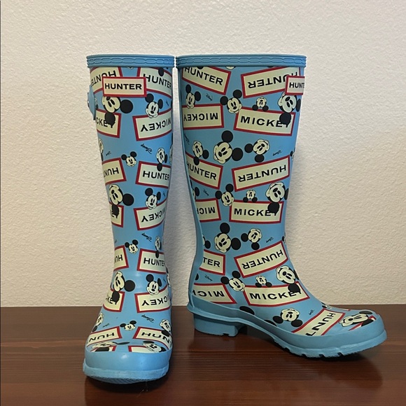 Hunter x Mickey Mouse Rain Boots | Big Kids US 3–4 | Blue - Picture 2 of 7
